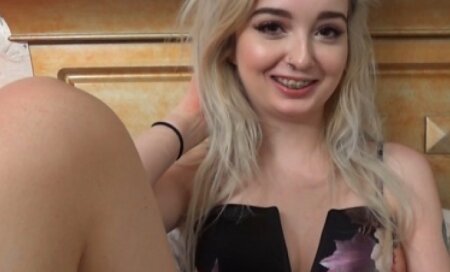 Hot Crazy Mess thumbnail 1